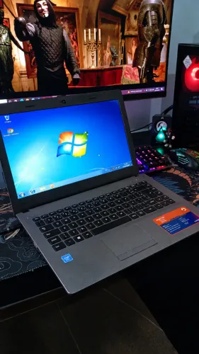 NOTEBOOK - Core i3-3217U / 8GB DDR3 / HD 500GB - FORMATADO !