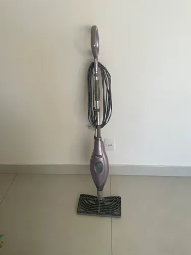 Vaporizador de chão  com água . Elétrica . SHARK. 