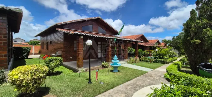 CASA Á VENDA DE CONDOMINIO EM GRAVATÁ-PE