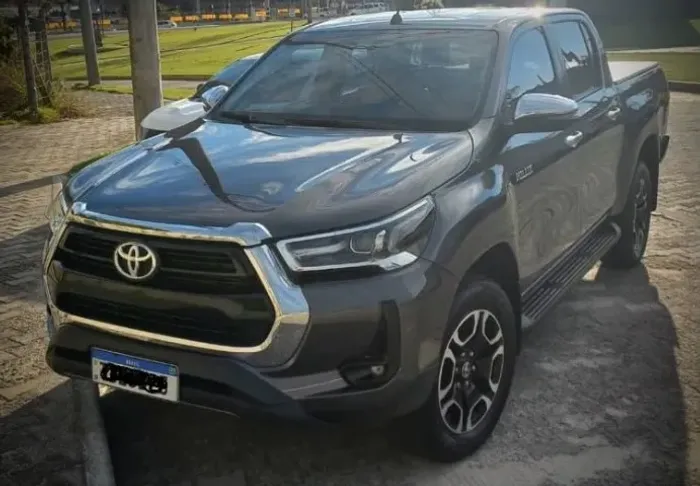 Toyota Hilux CD SRV 4X4 2.8 TDI Diesel Aut. 2025