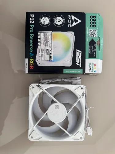Fan Reversa ARCTIC P12 Pro A-RGB 120mm PWM