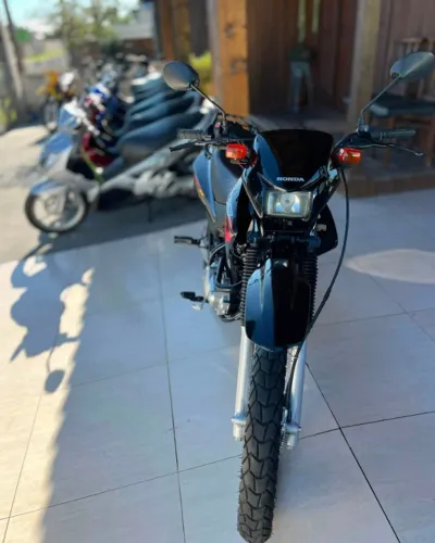Honda Bros 150 ES