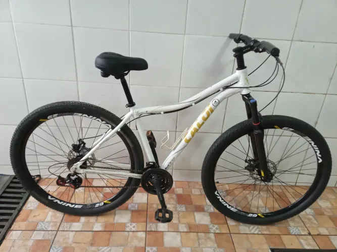 Bicicleta aro 29 Caloi em Alumínio freio a disco 21 velocidades