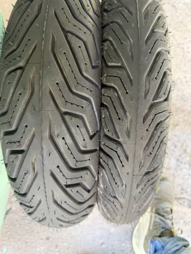 Pneu michelin city grip 2 novo para ADV 150 ou 160