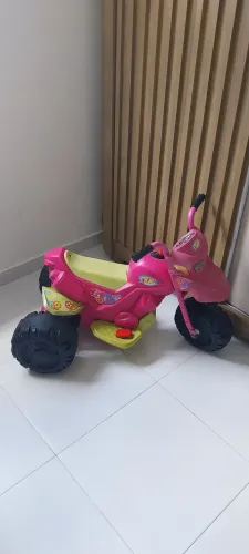 Triciclo eletrico infantil até 30kg (4 anos ) pra desapegar mesmo.