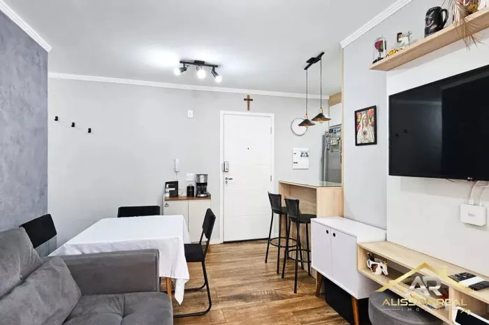 Apartamento 48m², 2 quartos e 1 vaga - Cond Vitral, Altino, Osasco/SP
