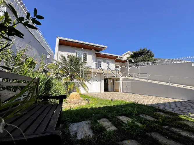 Casa a venda no Ecoville, com quintal, 4 quartos, Mossunguê, Curitiba - PR | Confiancce Im