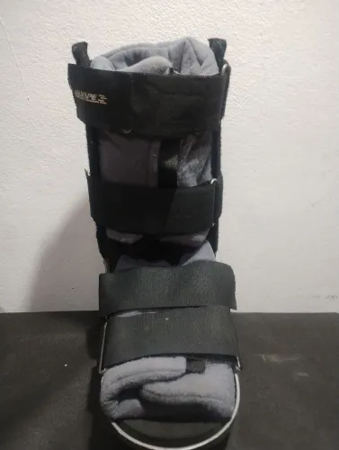 Bota ortopédica salvape 38