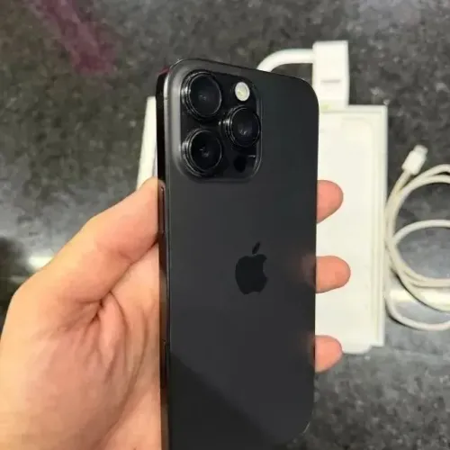 IPhone 16 PRO Max 256gb Chip fisico e virtual 95% Saúde Garantia Apple C caixa! Acc cartao