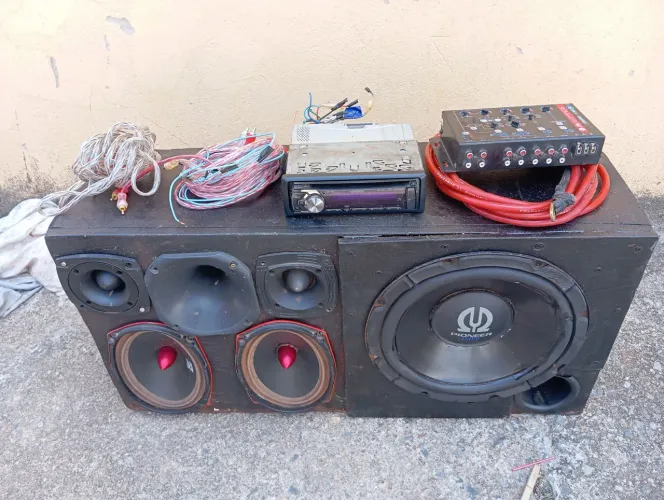 Vendo Som automotivo 