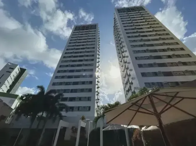 Imóvel para venda tem 62 metros quadrados com 3 quartos em Encruzilhada - Recife - PE
