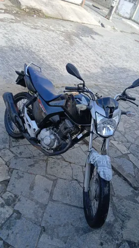 Vendo minha start 160, sou o único dono da moto ! 14.000$