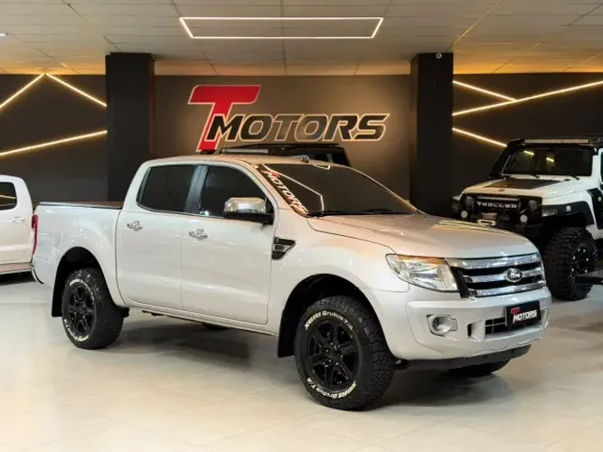 Ford Ranger XLT 2.5 16V 4X2 CD Flex 2013