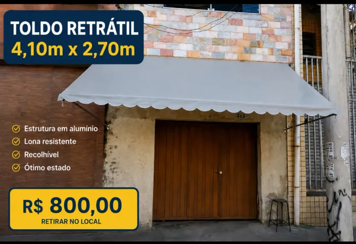 toldo retrátil de braços laterais (modelo italiano), com lona em PVC e acionamento manual.