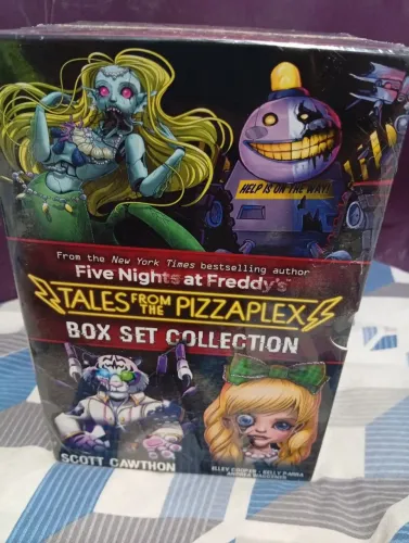 Vende-se box de livros da coleção: Tales from the pizzaplex.