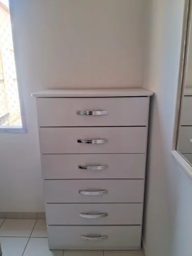Cômoda branca 6 gavetas