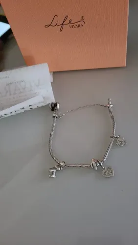 Vende pulseira da vivara.