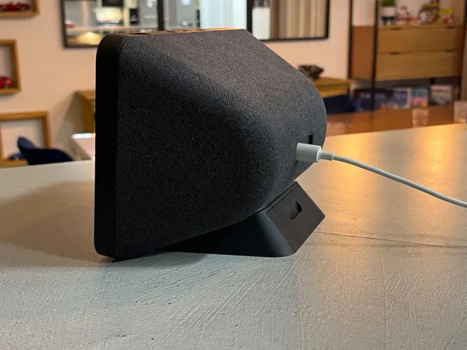 Base inclinada para Amazon Echo Show 8