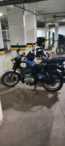 Royal Enfield Classic 500