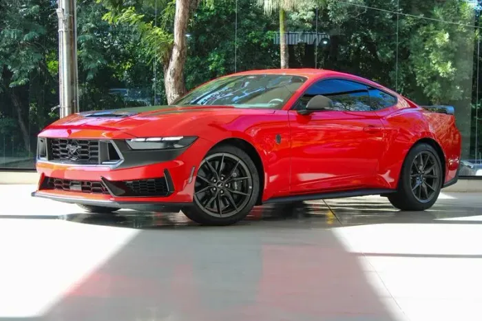 Ford Mustang DARK HORSE 5.0 V8 AUT. 2025