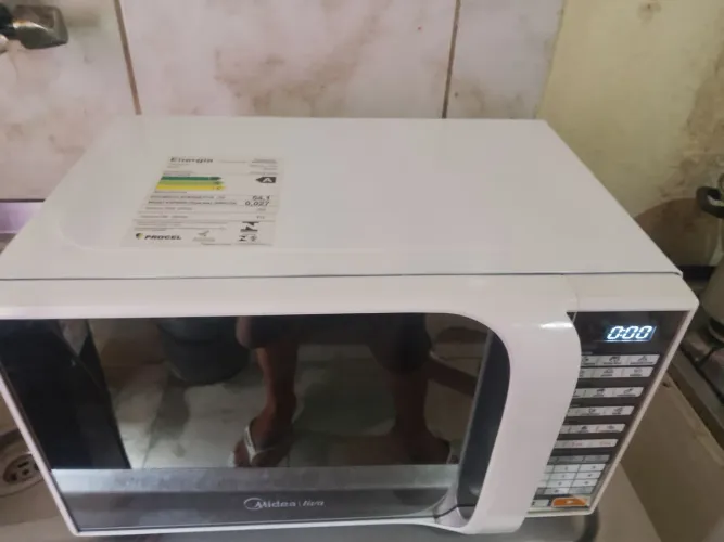 Microondas Midea 22 litros