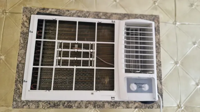 Ar-Condicionado Springer Midea 18.000 BTUs 220V