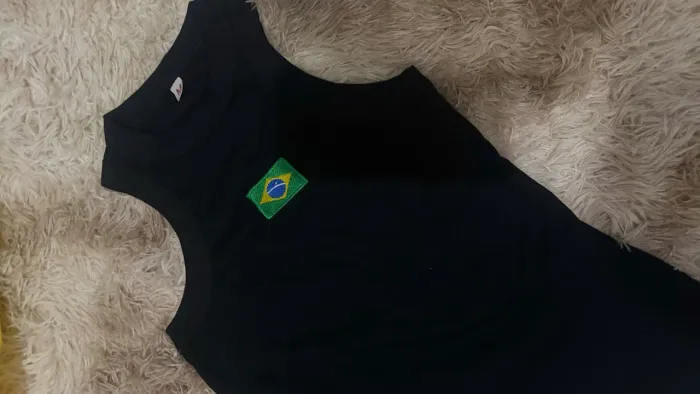 Regata preta brasil tamanho m