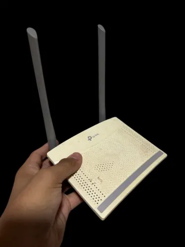 Roteador Wi-Fi TP-Link TL-WR820N