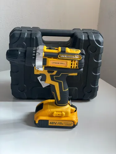 Furadeira Parafusadeira 48V (nova, nunca usada)