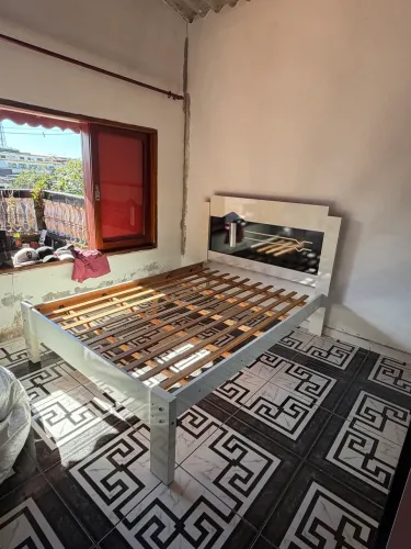 Cama de casal com cabeceira