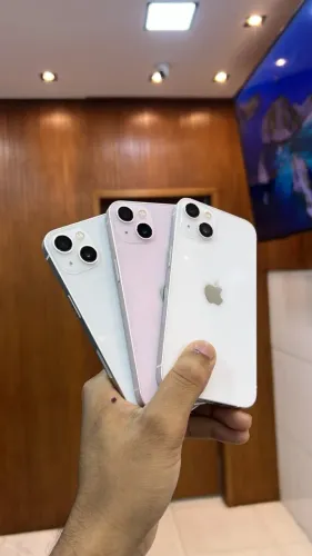 iPhone 13 128GB Rosa ou Estelar