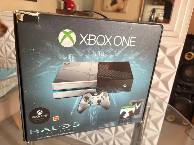 Xbox one FAT edição HALO