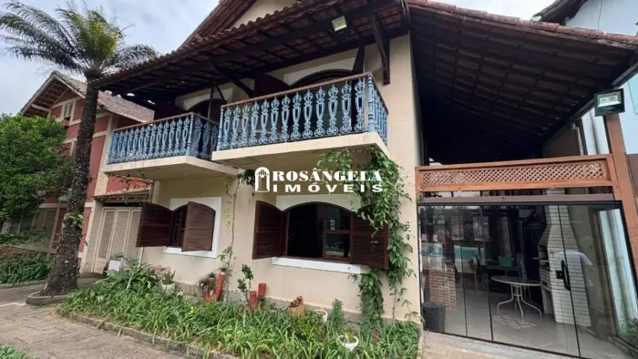 Casa com 6 dormitórios, 240 m² - venda por R$ 840.000,00 ou aluguel por R$ 5.742,42/mês -