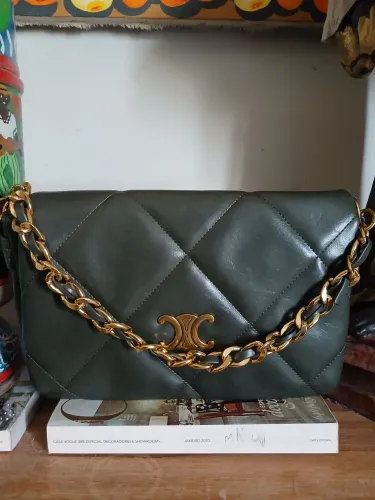 Bela bolsa feminina 