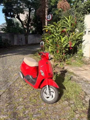 Bee scooter gasolina 80cc
