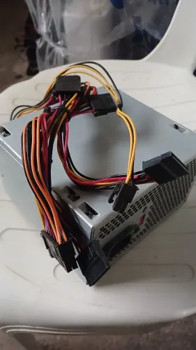 Fonte de computador