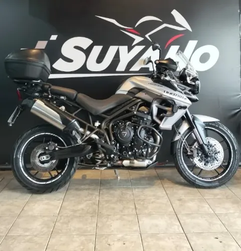 TRIUMPH TIGER 800 XRX