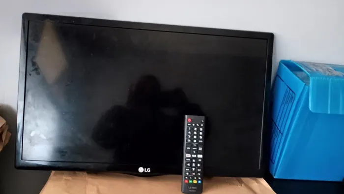 Televisão 22 polegadas lg em perfeito estado bem conservada não e smart