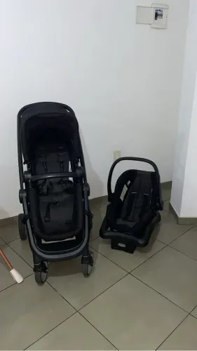 Carrinho 3 em 1 Riva: Moisés + Bebê Conforto + Base para Carro