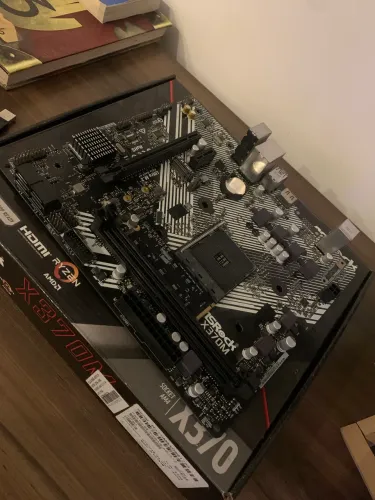 Placa mãe X370 Soquete AM4 Para reparo!