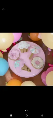 Doces em feltro para aplicação