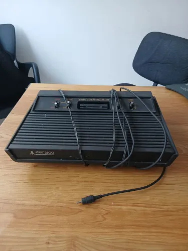 Lote Consoles Antigos: Mega Drive + Atari 2600 Originais