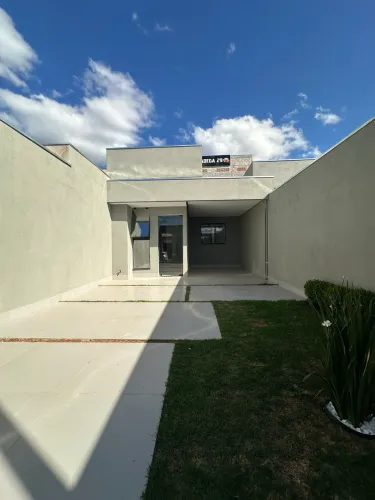 Casa à venda no bairro Jardim Olímpico