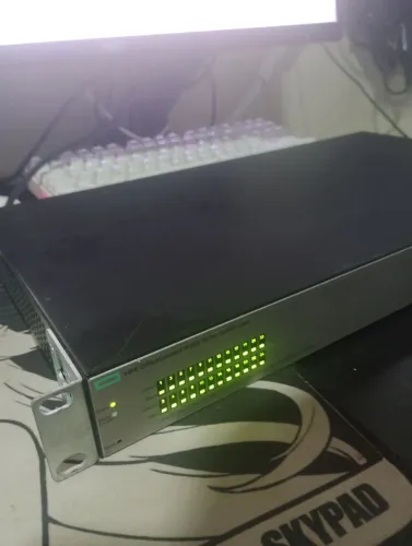 Switch HPE 1920s 24P Gigabyte - SFP Gerenciável. 