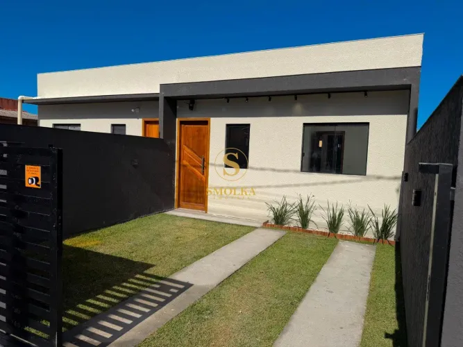 Casa à venda 2 dormitórios, 1 vaga de garagem, no bairro São João do Rio Vermelho, Florian