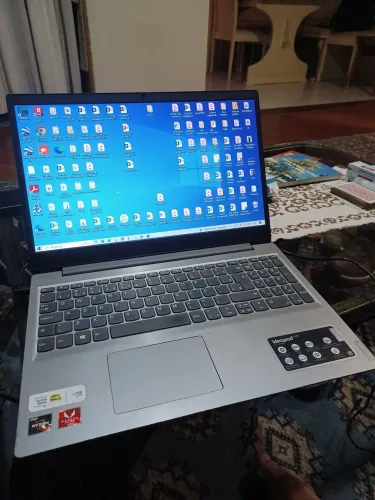 Lap Top Lenovo