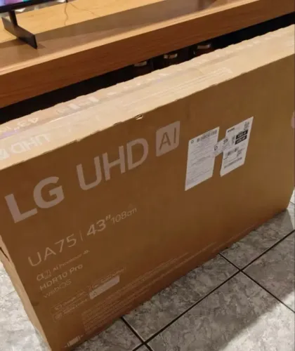 Tv LG 43 4k com comando de voz ! Lacrada na caixa ! Garantia