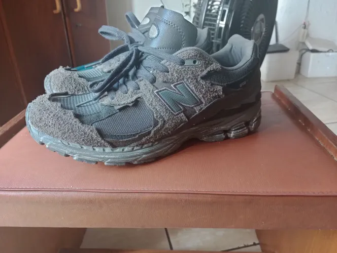 New Balance 2002r Protection