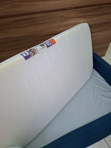 Cama montessoriana 