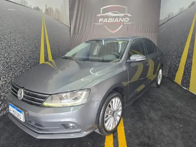 Volkswagen Jetta Comfortline 1.4 TSI 16V 4P Aut. 2017